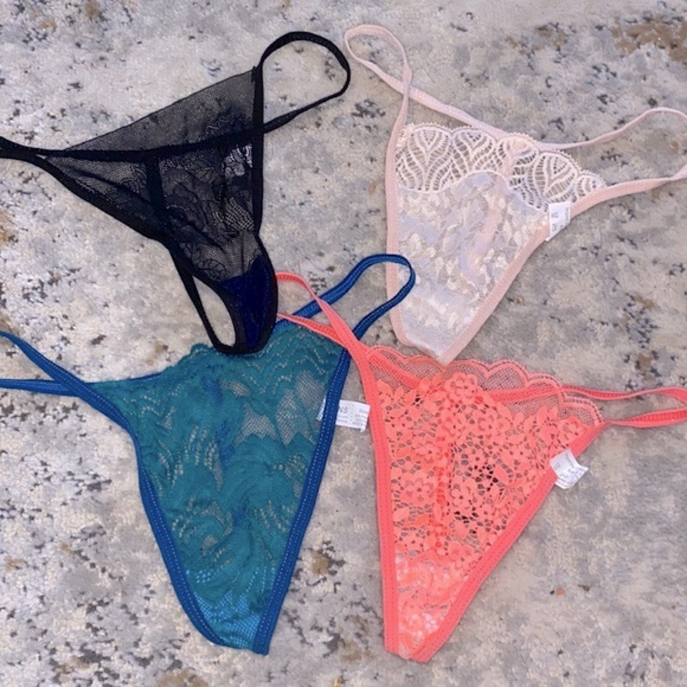 New bundle of 4 lace panties size large